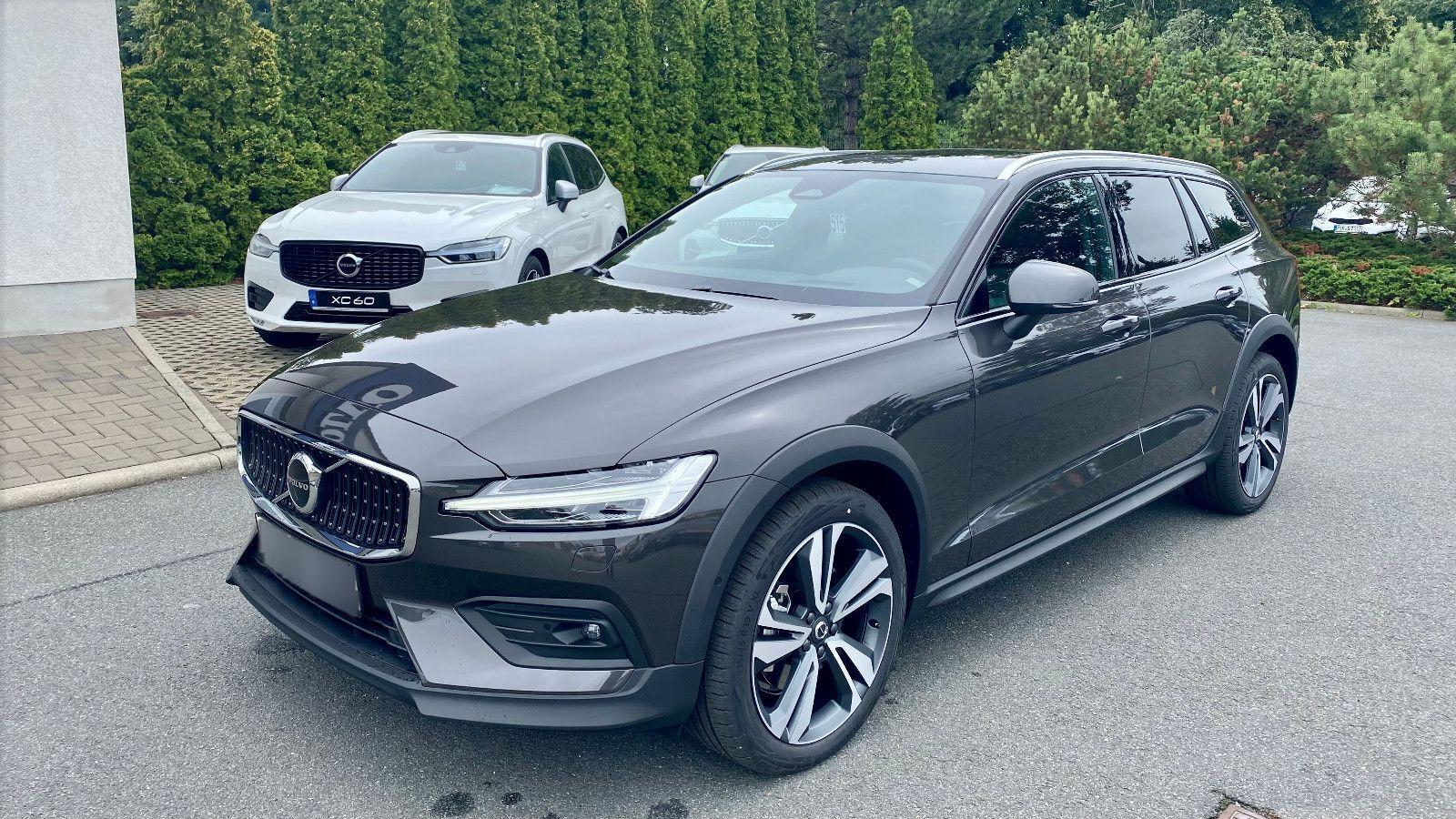 Volvo V60 Cross Country V60 Cross Country Ultimate B4 D AWD 8-Gang